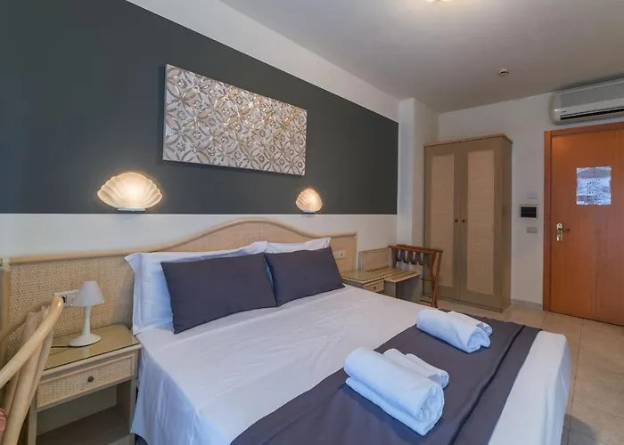 Hotel Airone (Adults Only)